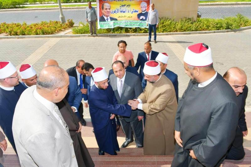 استقبال حافل من قيادات وأئمة الأوقاف للدكتور أسامة الأزهري وزير الأوقاف الجديد